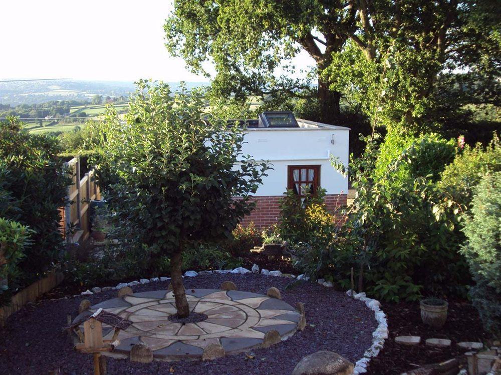 Stunning Countryside Views & Private Balcony! Cozy Room, 3 Miles To Lyme Regis - Free Parking & Wifi Аксминстер Экстерьер фото