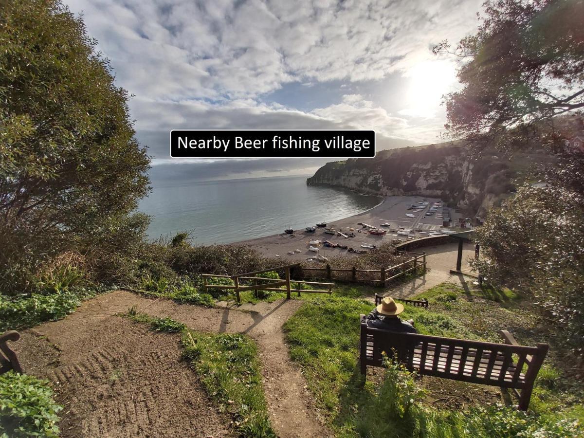 Stunning Countryside Views & Private Balcony! Cozy Room, 3 Miles To Lyme Regis - Free Parking & Wifi Аксминстер Экстерьер фото