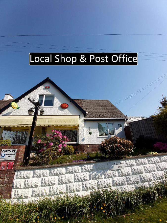 Stunning Countryside Views & Private Balcony! Cozy Room, 3 Miles To Lyme Regis - Free Parking & Wifi Аксминстер Экстерьер фото