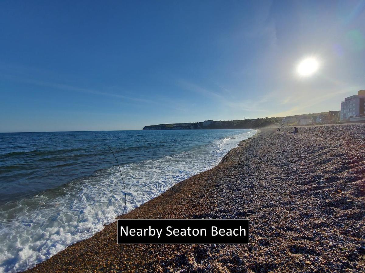 Stunning Countryside Views & Private Balcony! Cozy Room, 3 Miles To Lyme Regis - Free Parking & Wifi Аксминстер Экстерьер фото